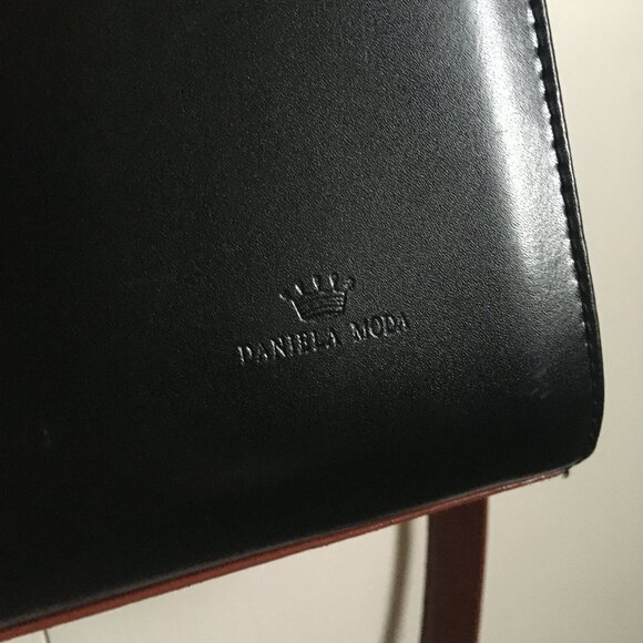 Daniela Moda Black and Roan Sleek Envelope Shoulder Bag - Picture 5 of 15